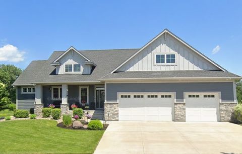 965 Pheasant Run S Lino Lakes MN 55014