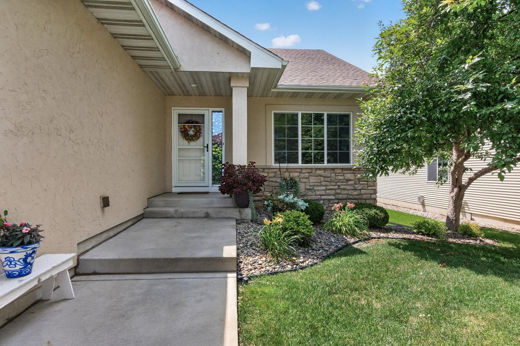 Photo of 2637 Wilds Lane NW, Prior Lake, MN 55372 (MLS # 7139269)
