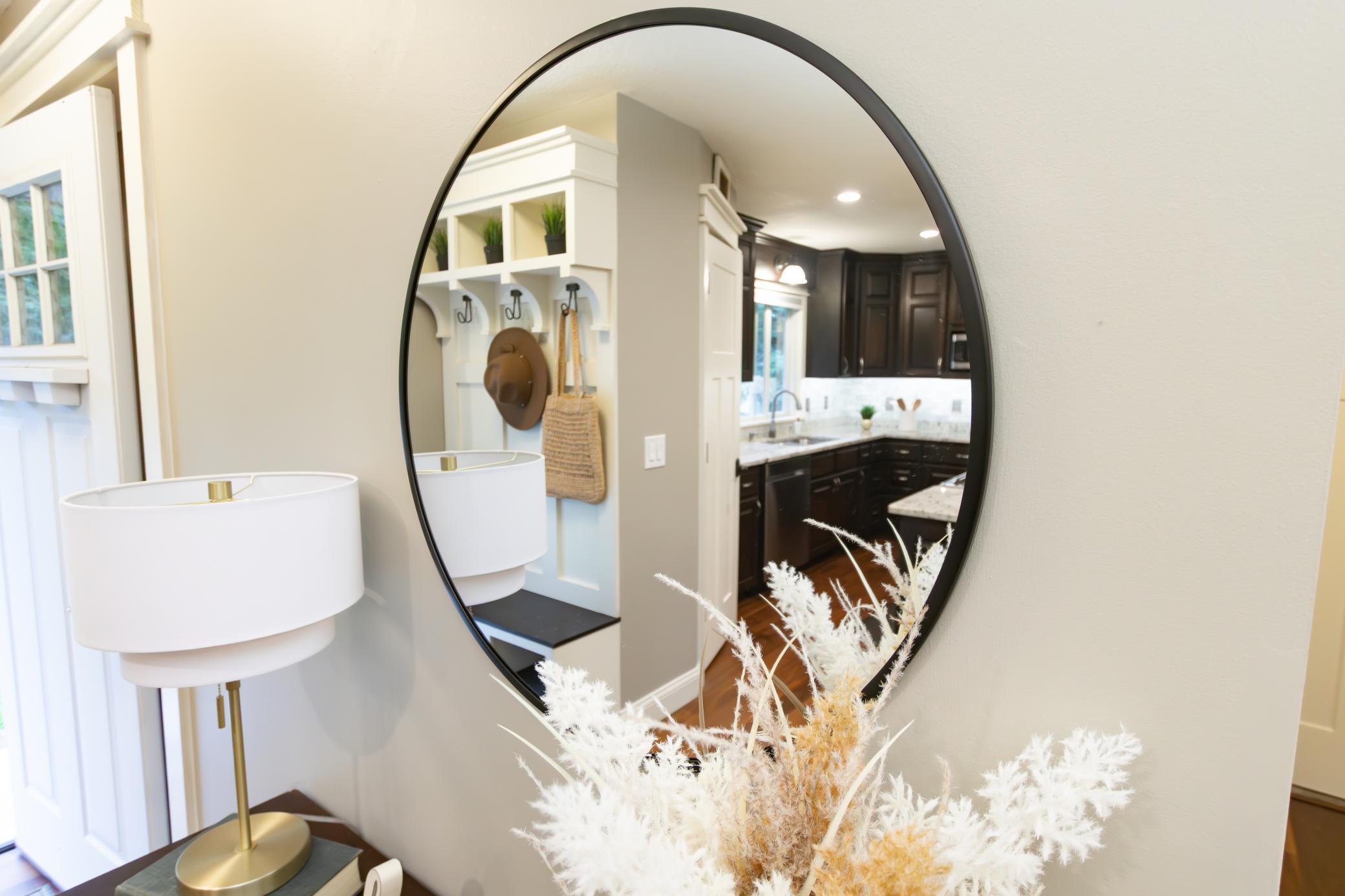 3080 Upper 76th Street E