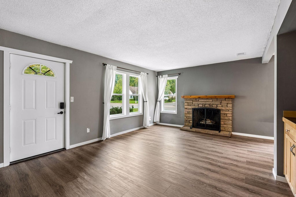 Photo of 6901 James Avenue S, Richfield, MN 55423 (MLS # 7153538)