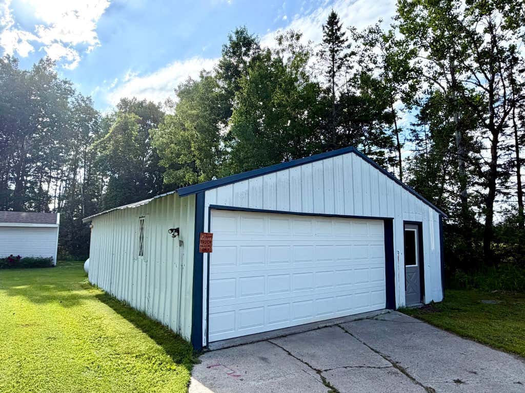 Photo of 1713 County Road 2 NW, Williams, MN 56686 (MLS # 7101398)