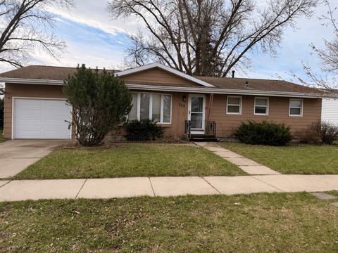 Photo of 117 Southdale Street SE, Sleepy Eye, MN 56085 (MLS # 7026434)