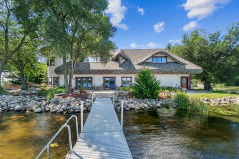 2870 Evergreen Lane N Plymouth MN 55441