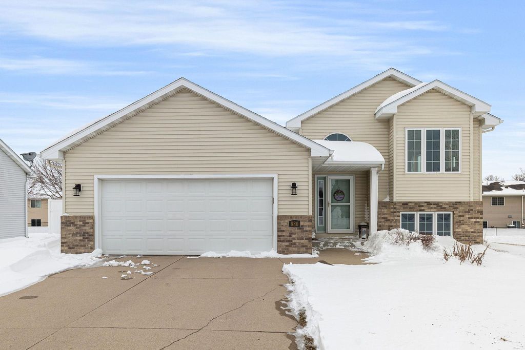 Photo of 880 Myers Drive NE, Owatonna, MN 55060 (MLS # 7036020)