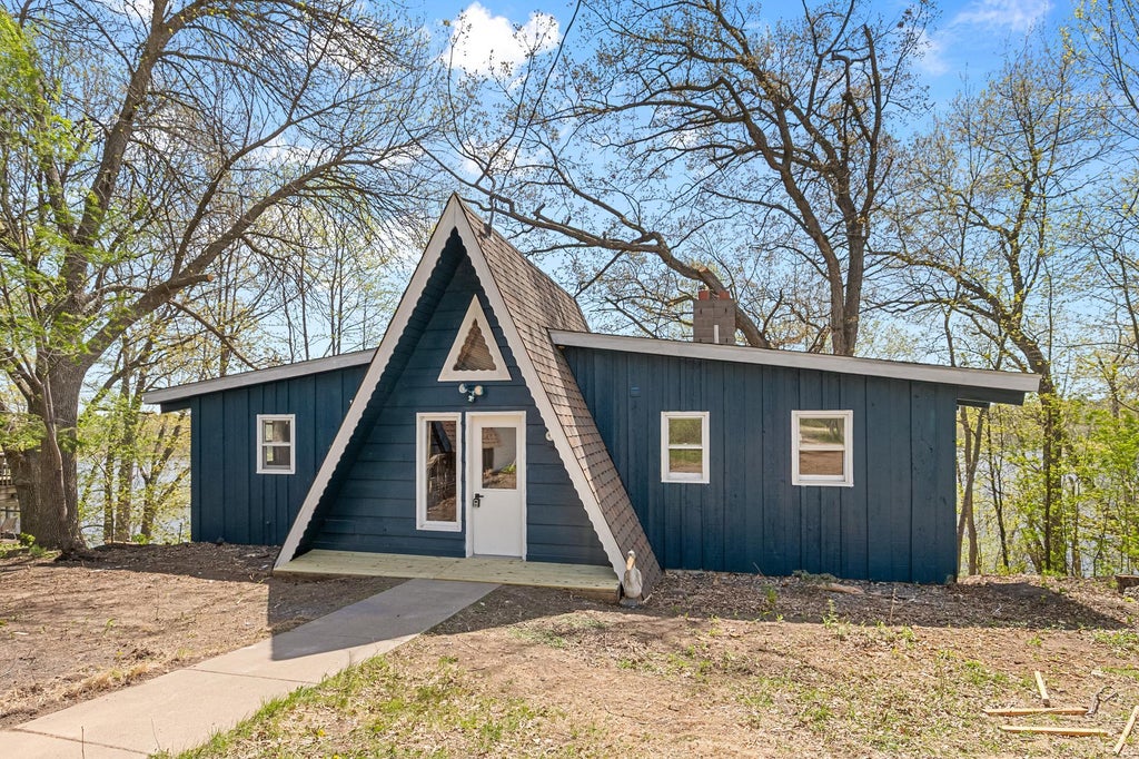 Photo of 19055 Island View Drive, Mora, MN 55051 (MLS # 7135472)
