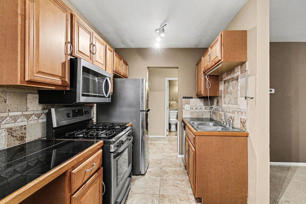 Photo of 3237 15th Avenue S #15, Minneapolis, MN 55407 (MLS # 7020887)