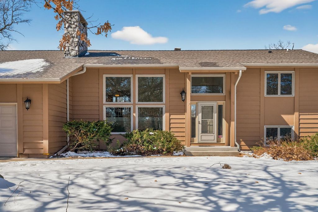 Photo of 16780 Jeffrey Avenue N, Hugo, MN 55038 (MLS # 7040146)