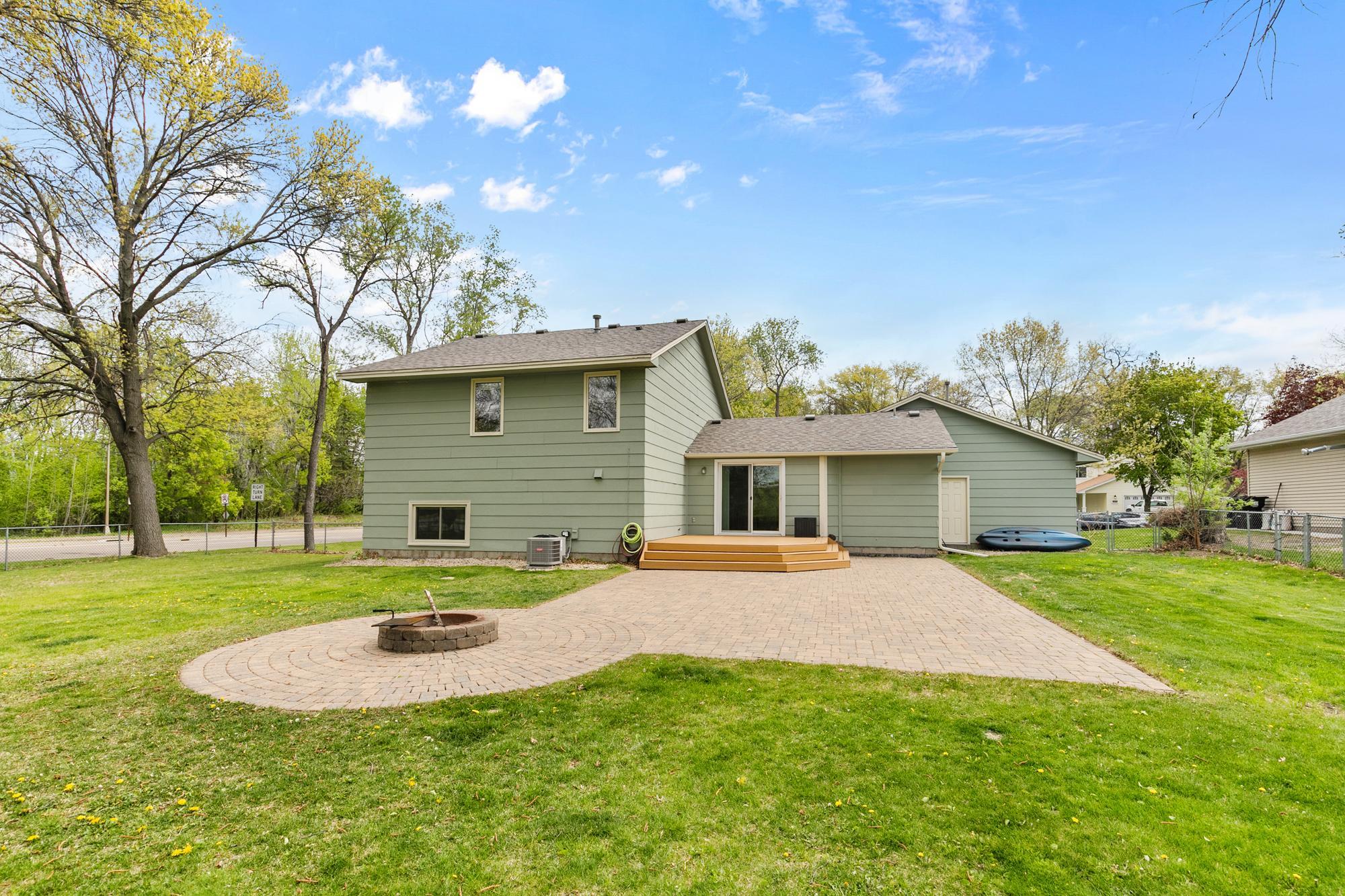 7299 Meadow Court