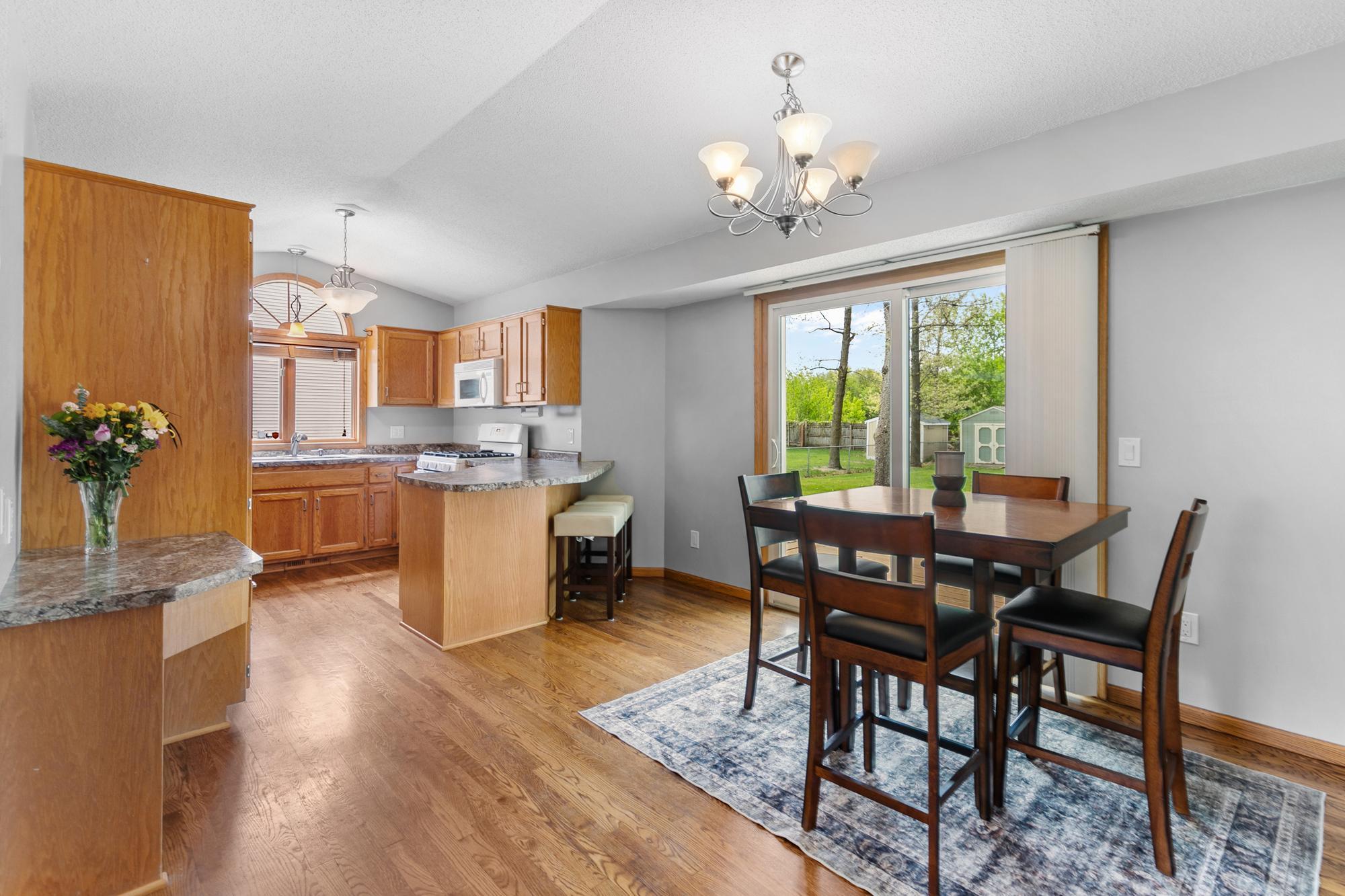 7299 Meadow Court