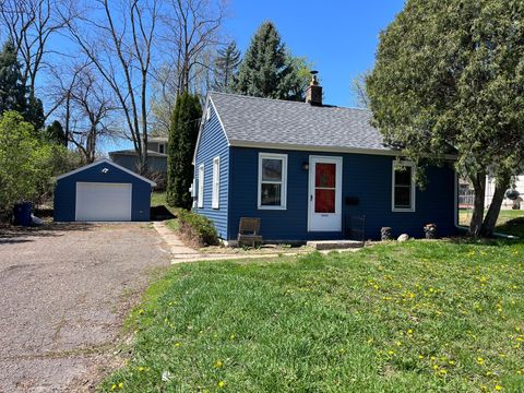 1309 Hillsboro Avenue N Golden Valley MN 55427