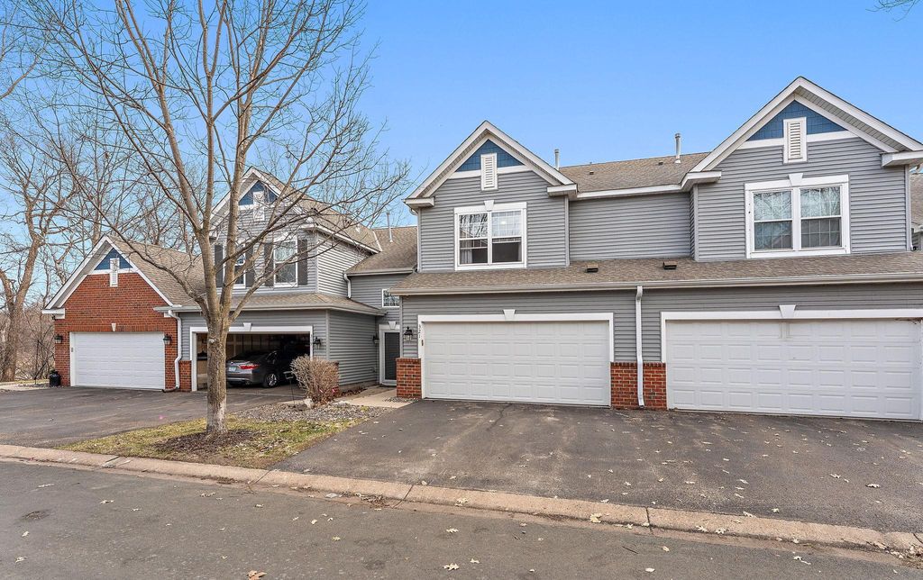 Photo of 321 Heritage Trail, Circle Pines, MN 55014 (MLS # 7047871)