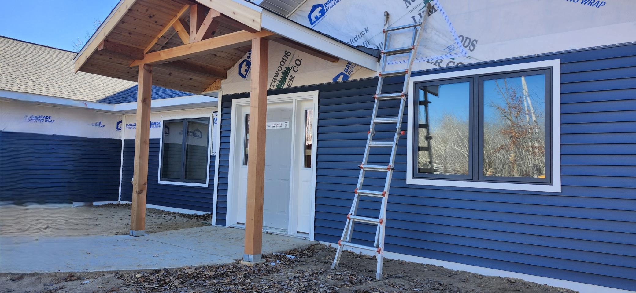 2029 Red Rose Drive NW