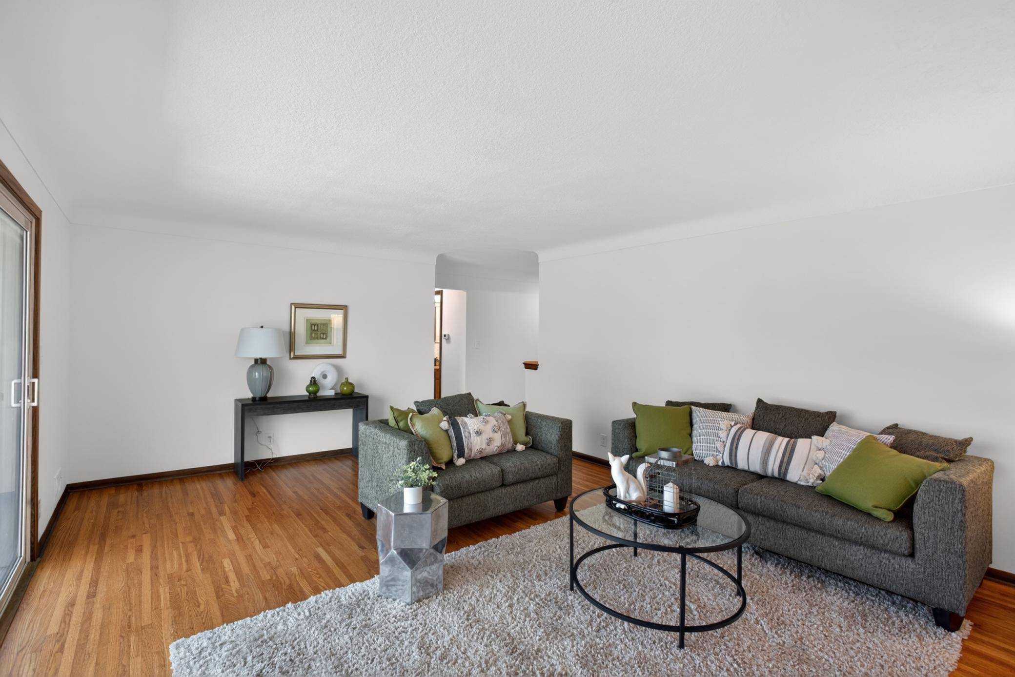 1973 Eldridge Avenue W