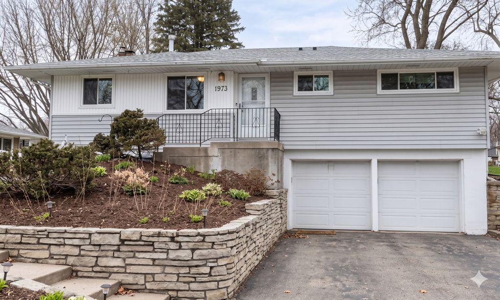 Photo of 1973 Eldridge Avenue W, Roseville, MN 55113 (MLS # 7055276)