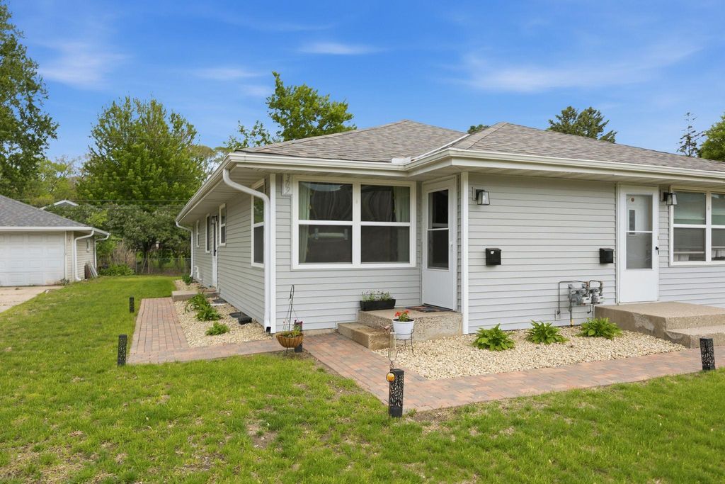 Photo of 309 Washington Avenue S, Edina, MN 55343 (MLS # 7070693)