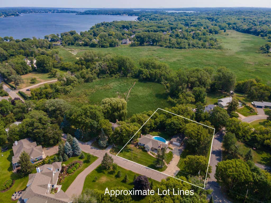 Photo of 5565 Howards Point Road RD, Shorewood, MN 55331 (MLS # 7129689)