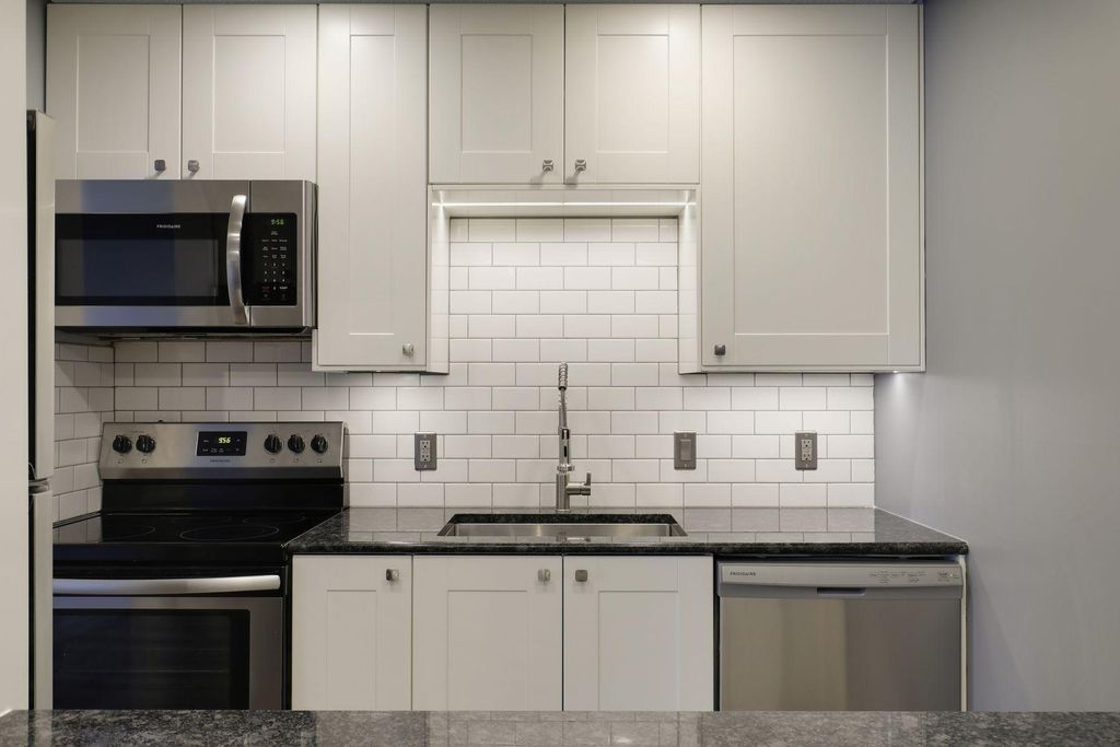 Photo of 35 Nathan Lane N #203, Plymouth, MN 55441 (MLS # 7057163)