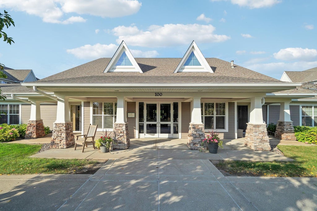Photo of 100 Clydesdale Trail #128, Medina, MN 55340 (MLS # 7154757)