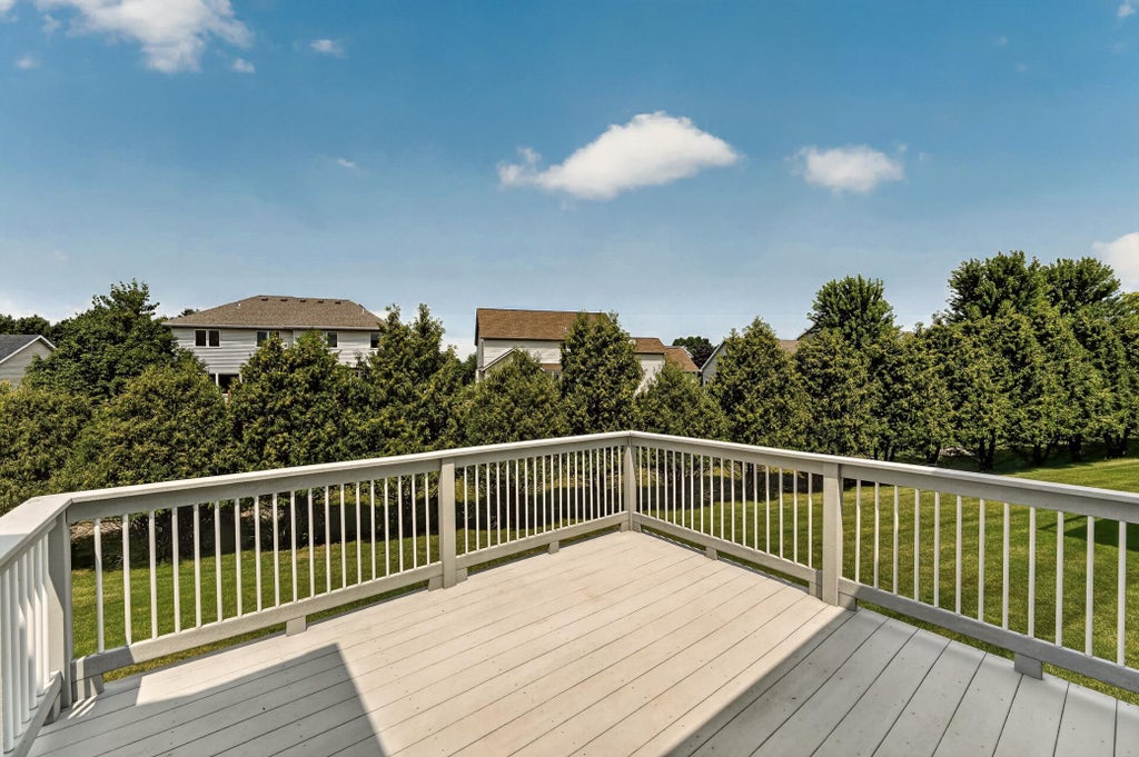 Photo of 2322 Coral Court NE, Rochester, MN 55906 (MLS # 7104480)