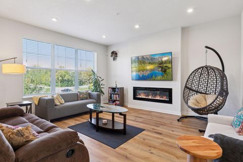 2867 Lexington Place N Roseville MN 55113