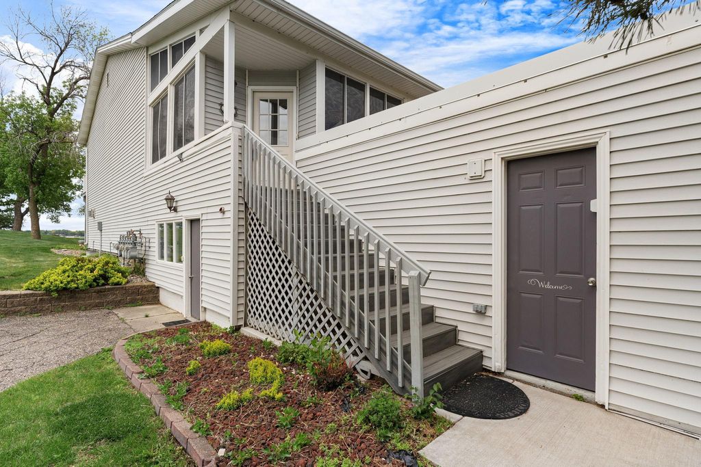 Photo of 14729 Snake Trail, Waseca, MN 56093 (MLS # 7078025)