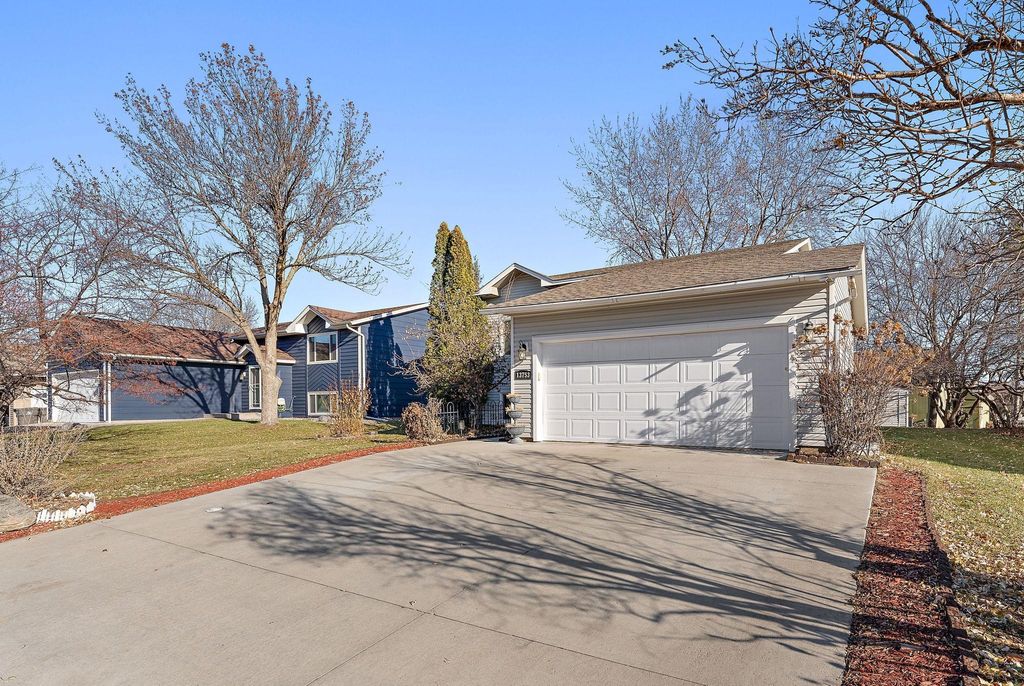 Photo of 13753 Glenhurst Avenue, Savage, MN 55378 (MLS # 7017321)