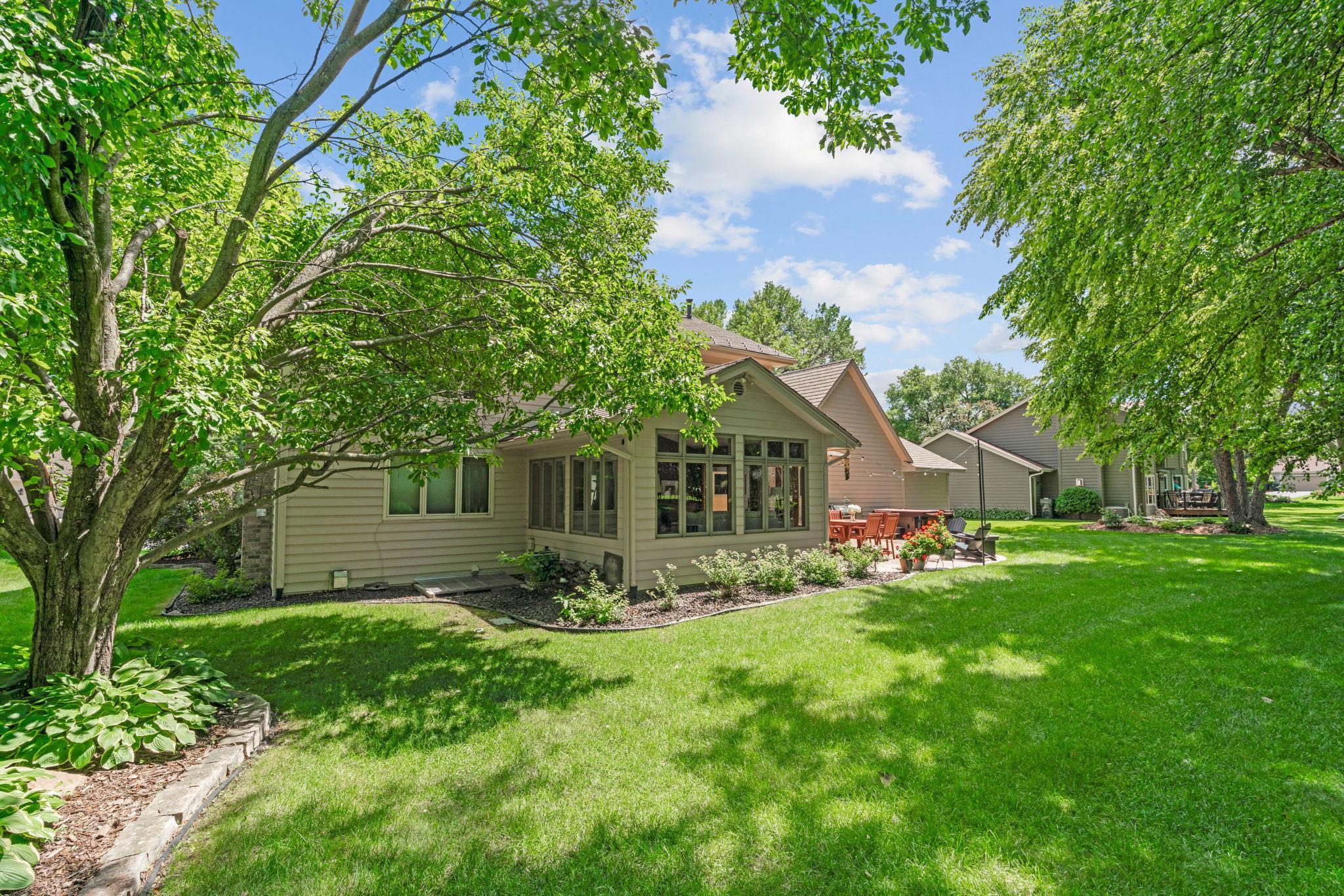 3675 Woodland Trail