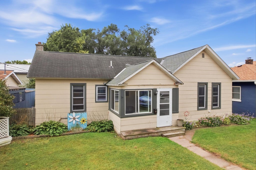 Photo of 623 E Howard Street, Winona, MN 55987 (MLS # 7144015)