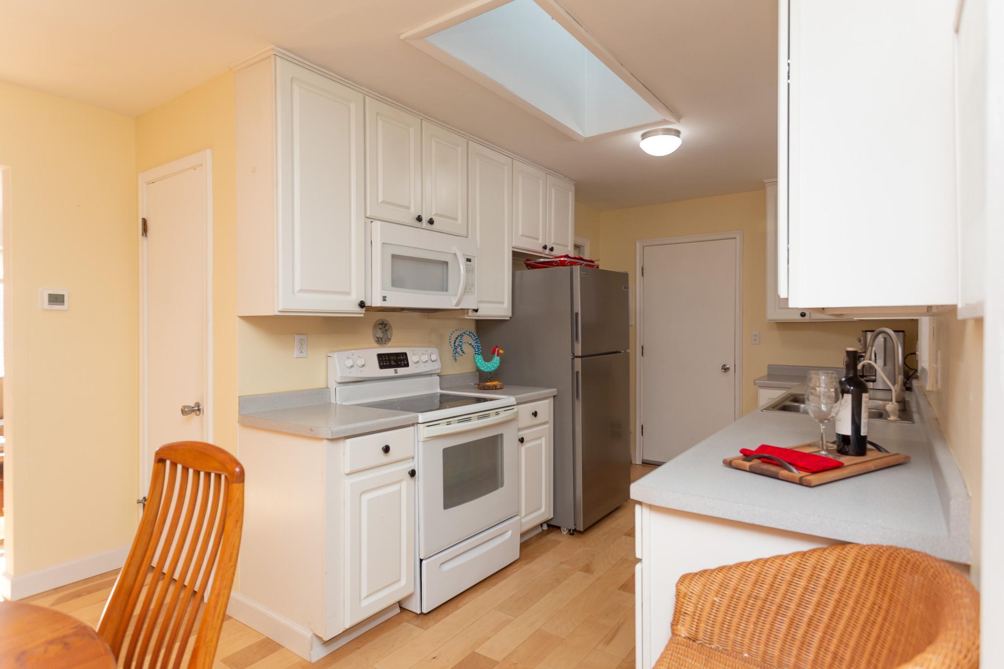 1020 Hawthorn Street