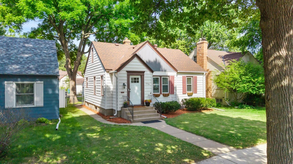 Photo of 2930 Cleveland Street NE, Minneapolis, MN 55418 (MLS # 7108118)