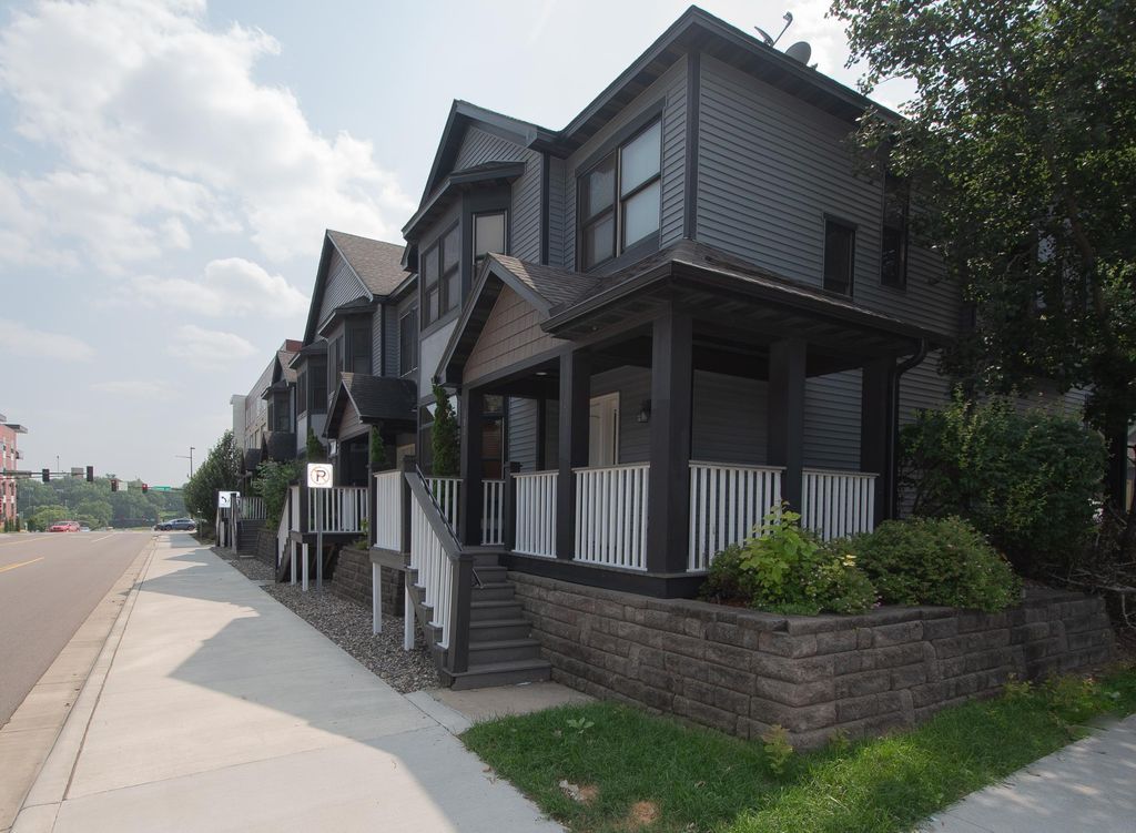 Photo of 3921 36th Avenue N, Robbinsdale, MN 55422 (MLS # 6769647)