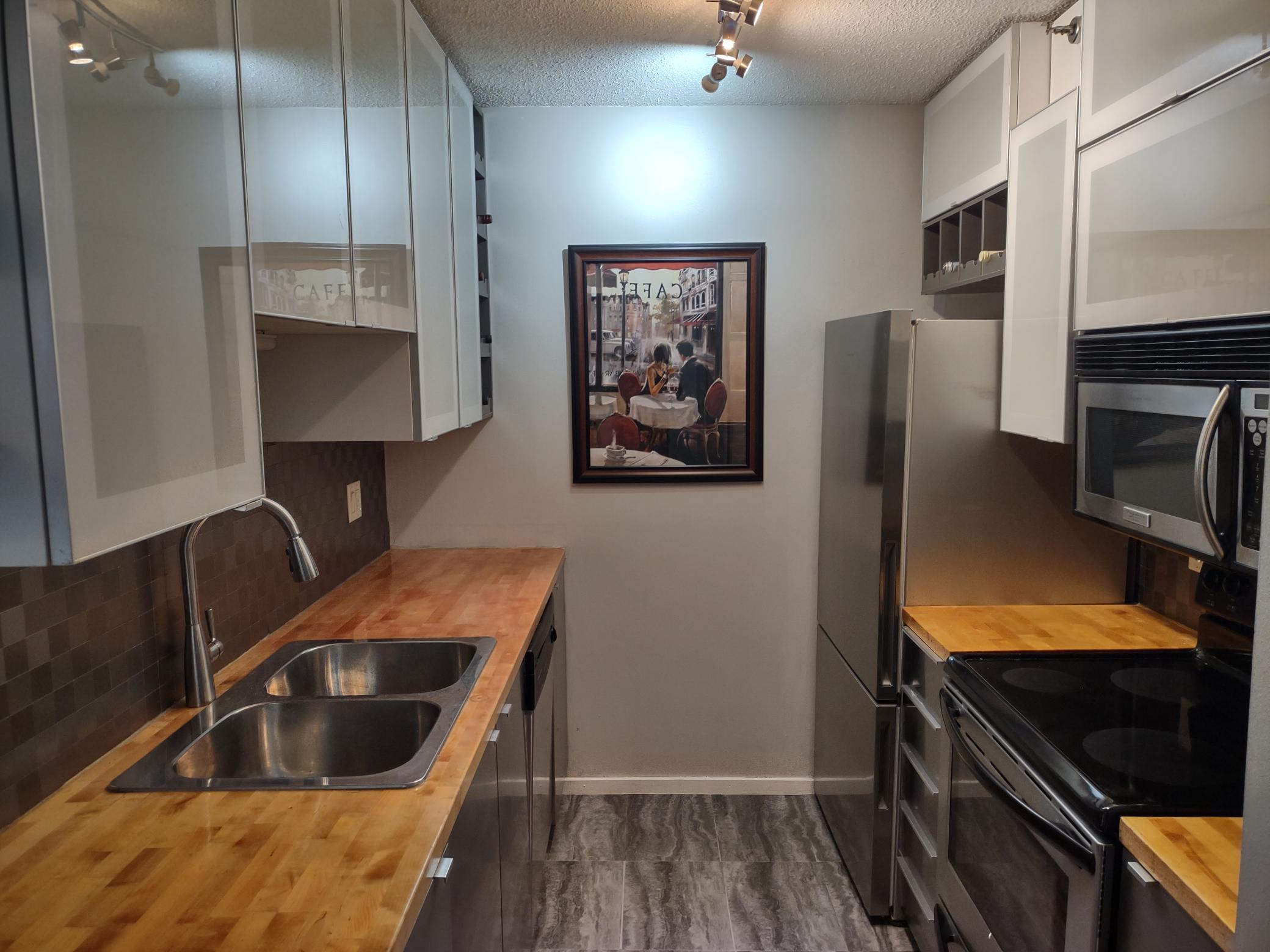 433 S 7th Street 1603