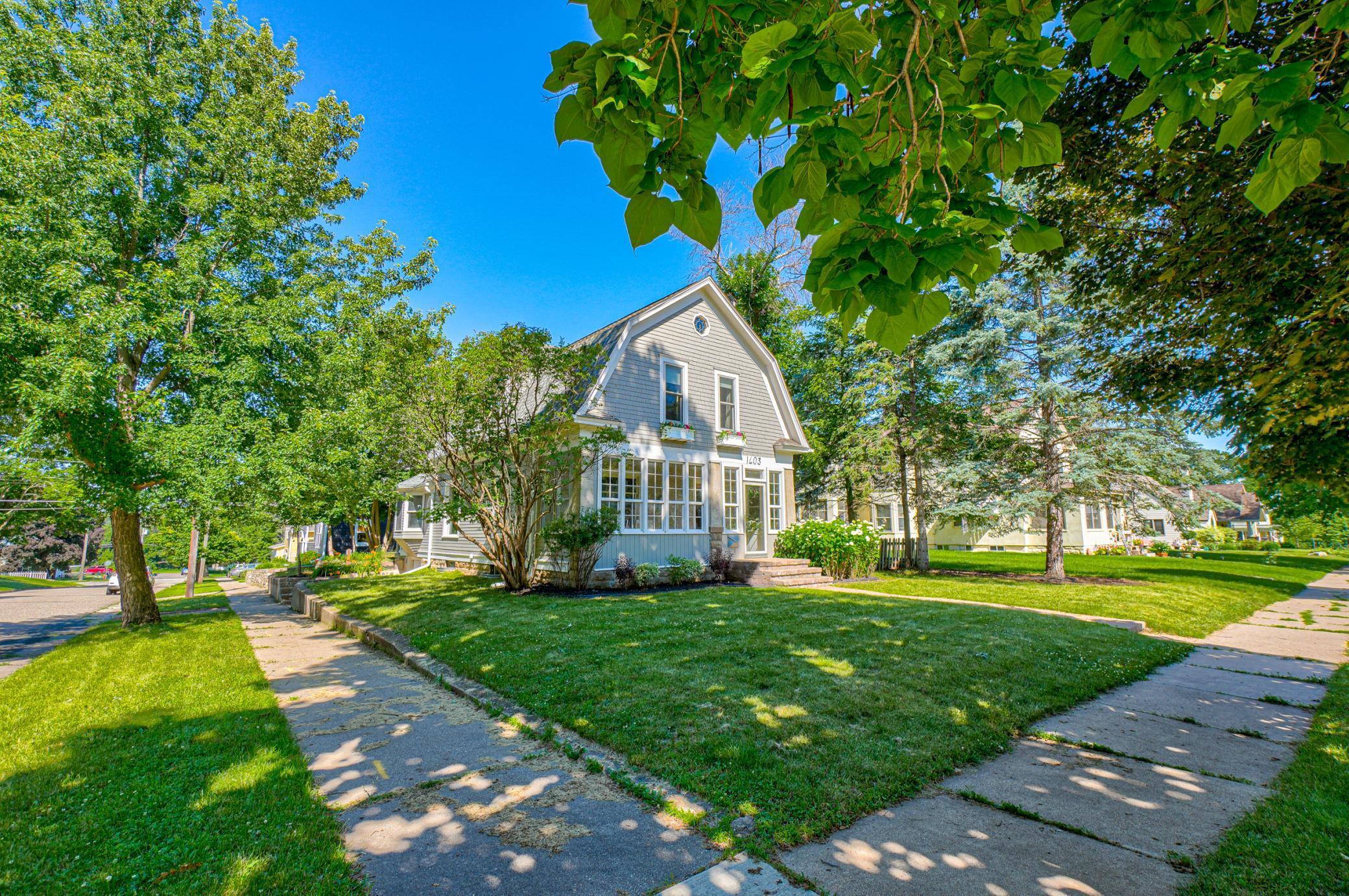1403 3rd Street