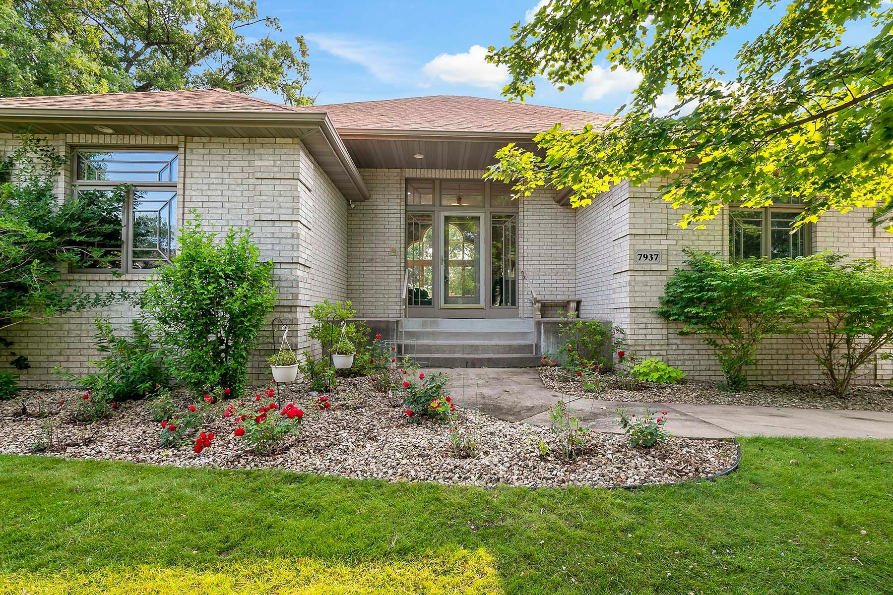7937 9th Street Court N