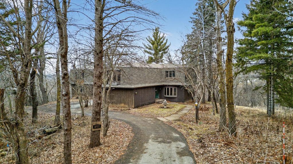 Photo of 2717 Oslo Court NE, Rochester, MN 55906 (MLS # 7032337)