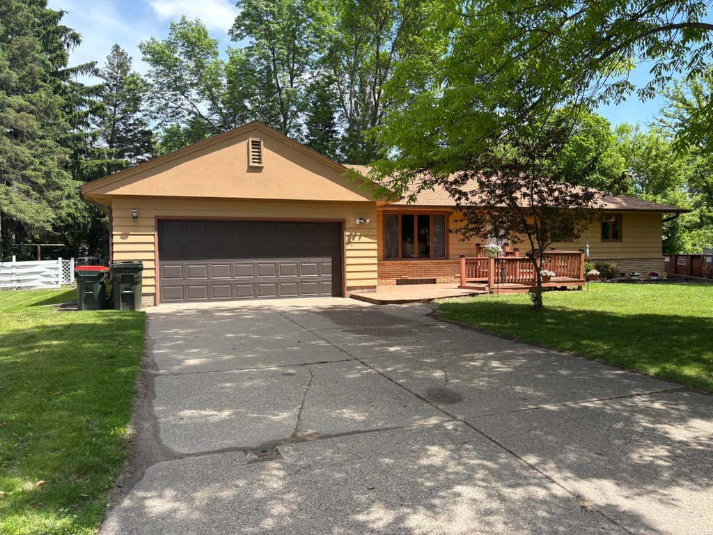 Photo of 1829 Graydon Avenue, Brainerd, MN 56401 (MLS # 7066806)
