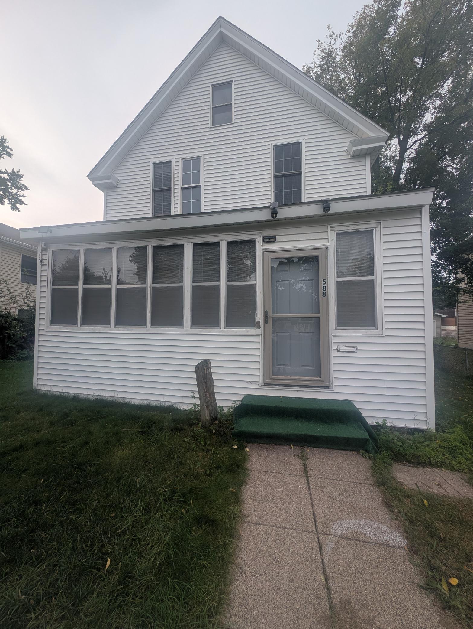 588 York Avenue