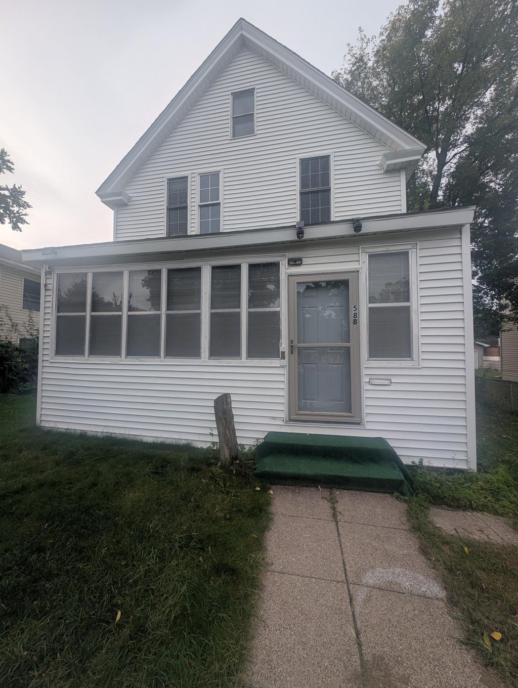 Photo of 588 York Avenue, Saint Paul, MN 55130 (MLS # 7150052)