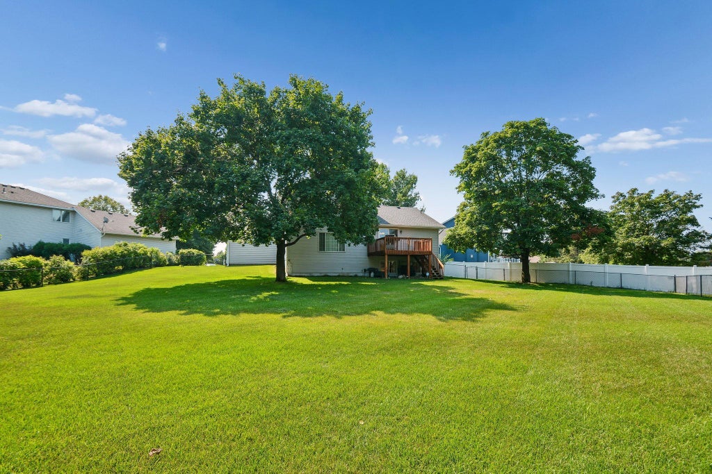 Photo of 16218 Parkview Drive SE, Prior Lake, MN 55372 (MLS # 7121273)