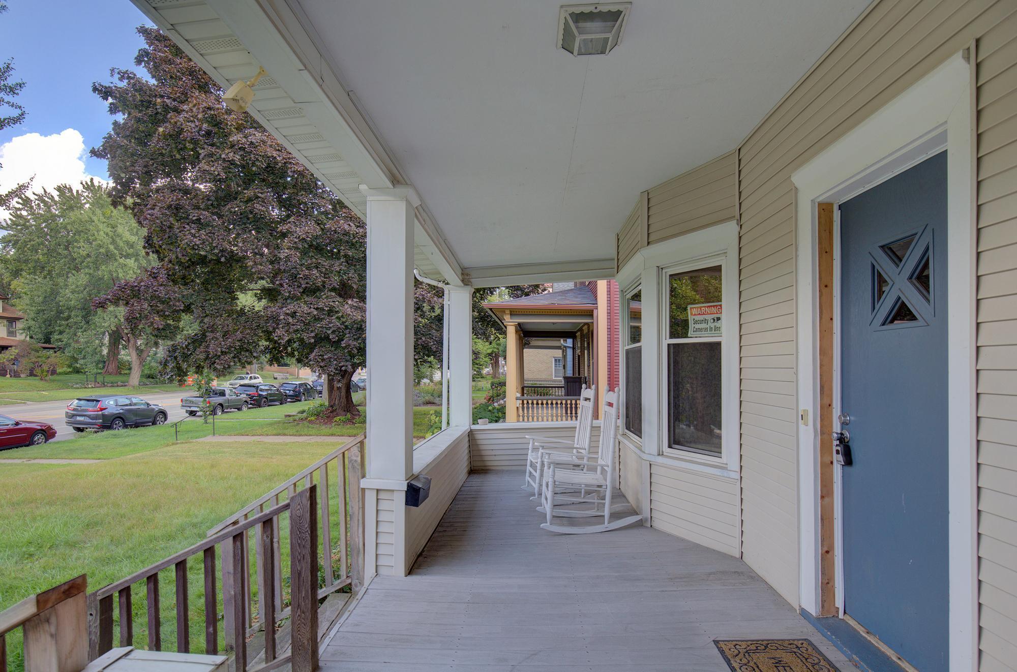 2098 Marshall Avenue