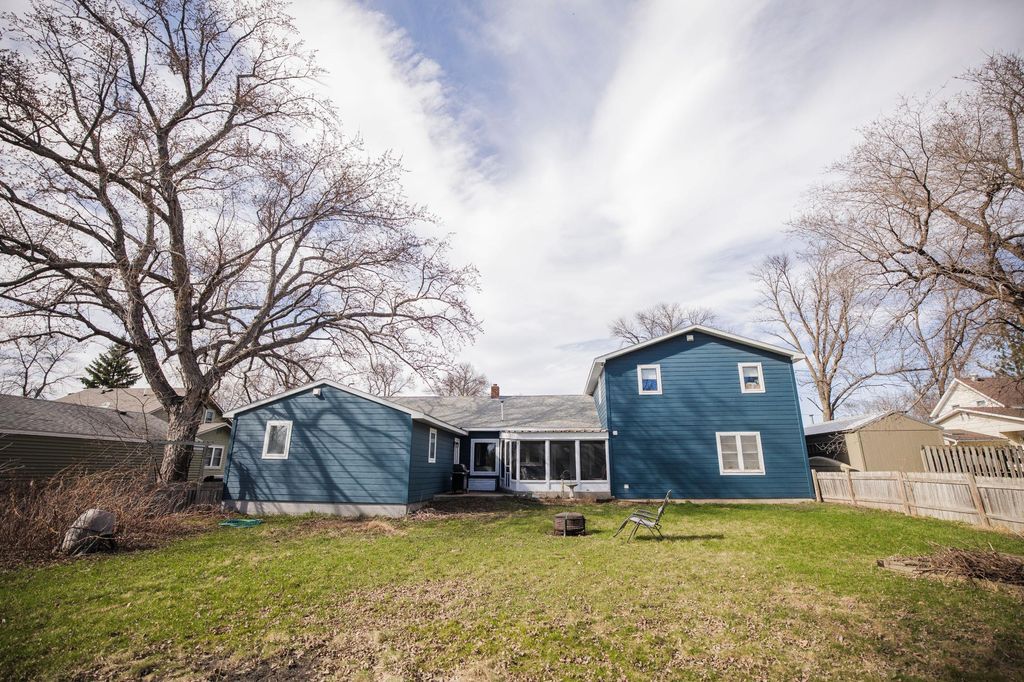 Photo of 507 W 11th Street, Morris, MN 56267 (MLS # 7057481)