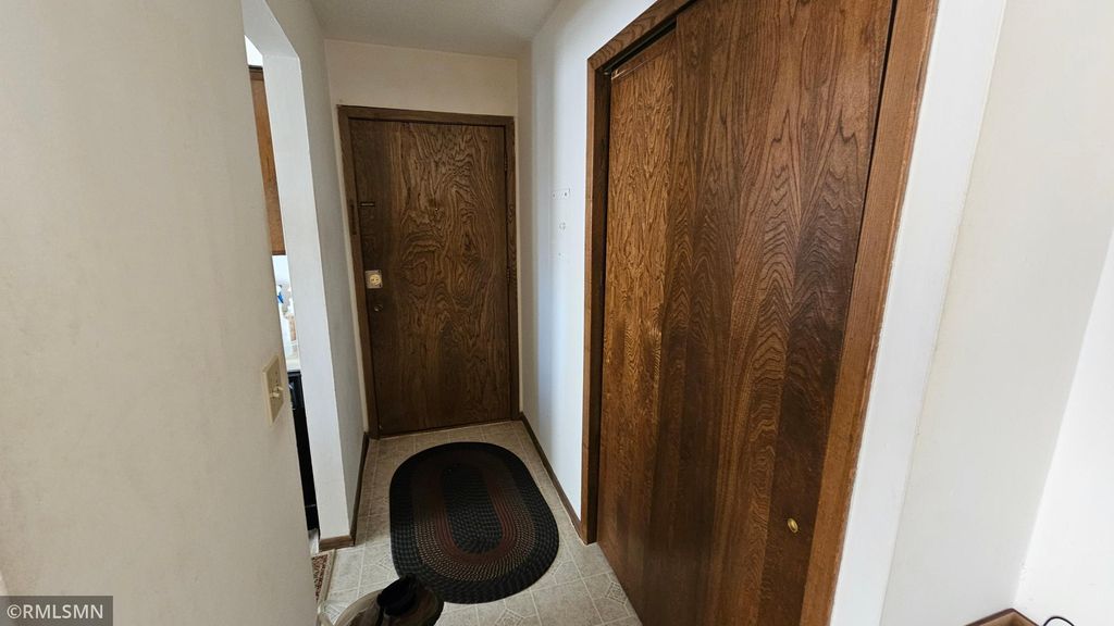 Photo of 812 9th Avenue S #7, Hopkins, MN 55343 (MLS # 7053690)