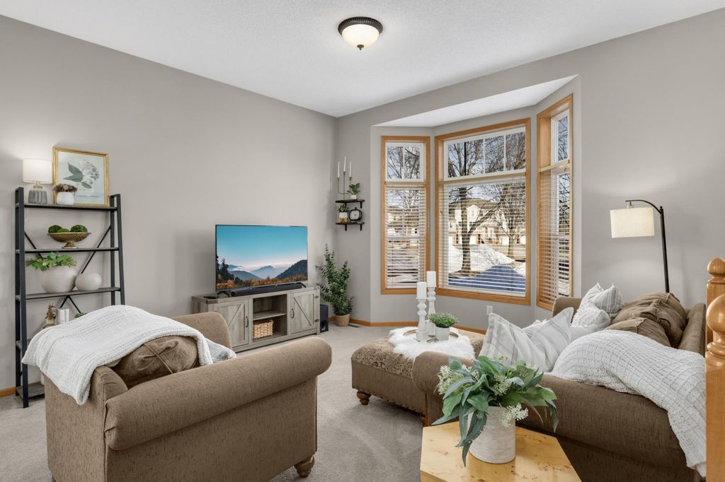 Photo of 20062 Heritage Drive, Lakeville, MN 55044 (MLS # 7013746)