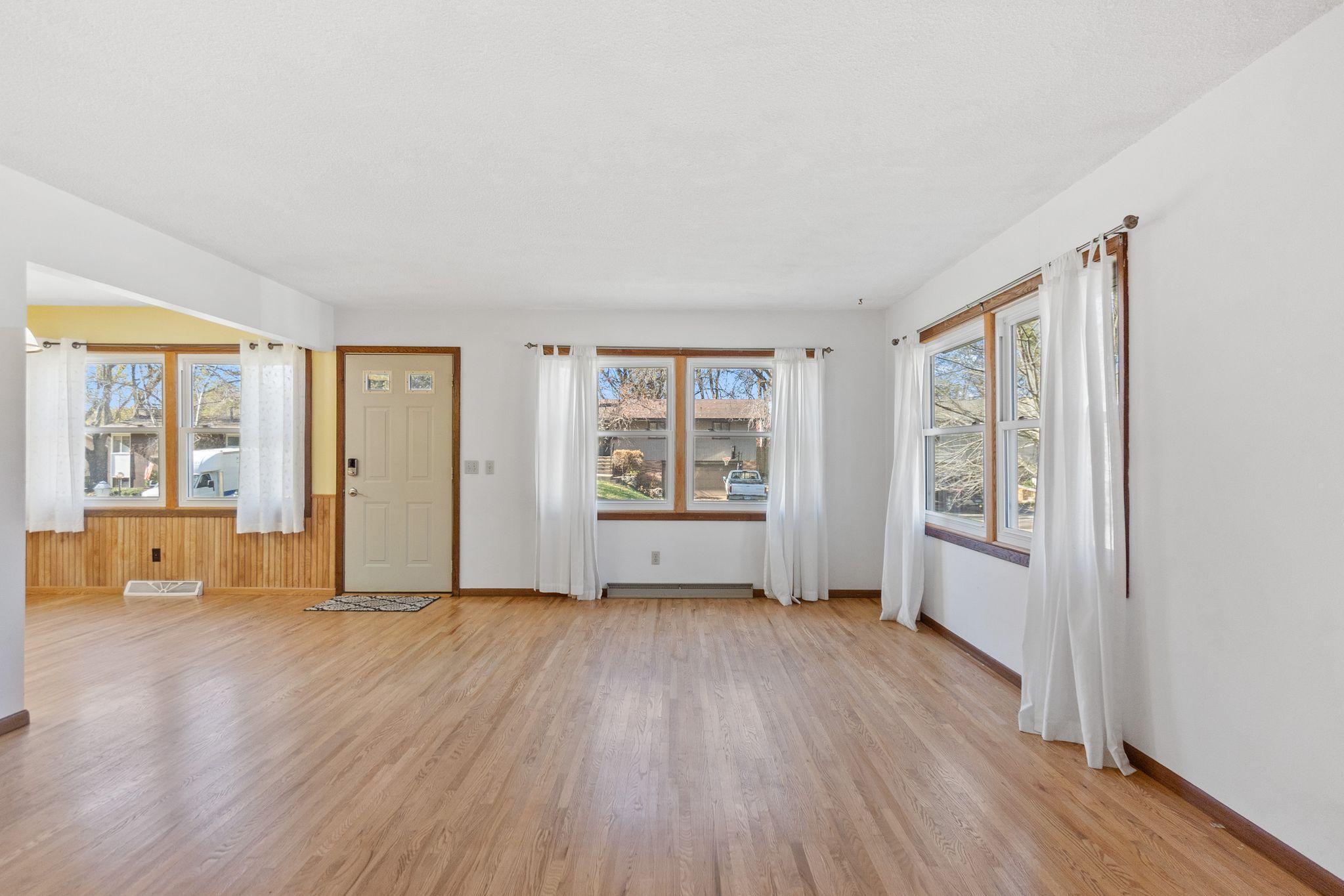 231 Birchwood Drive N