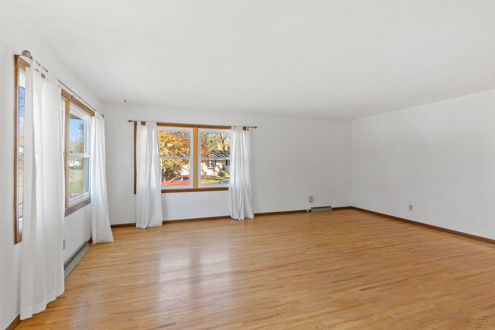 231 Birchwood Drive N