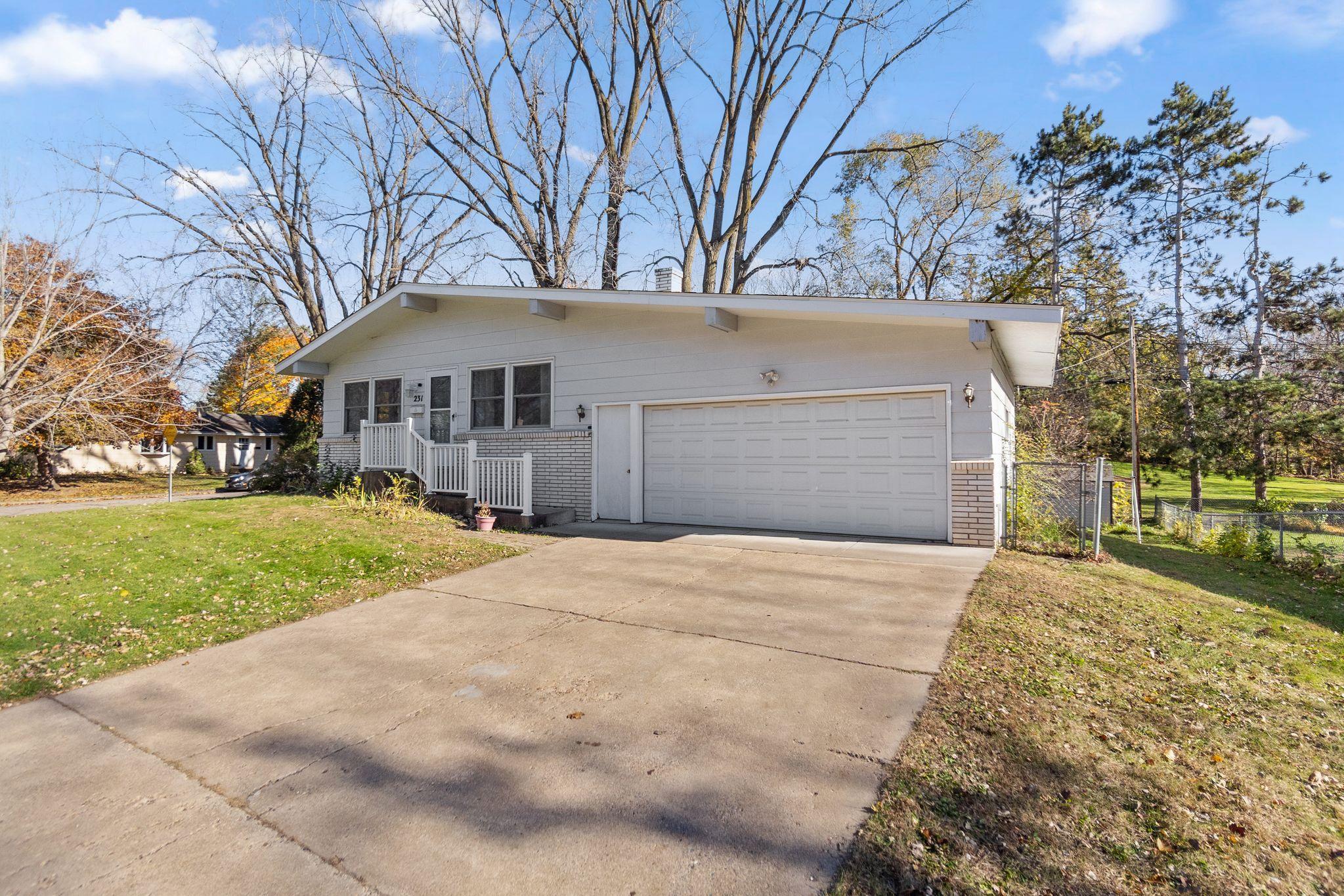 231 Birchwood Drive N