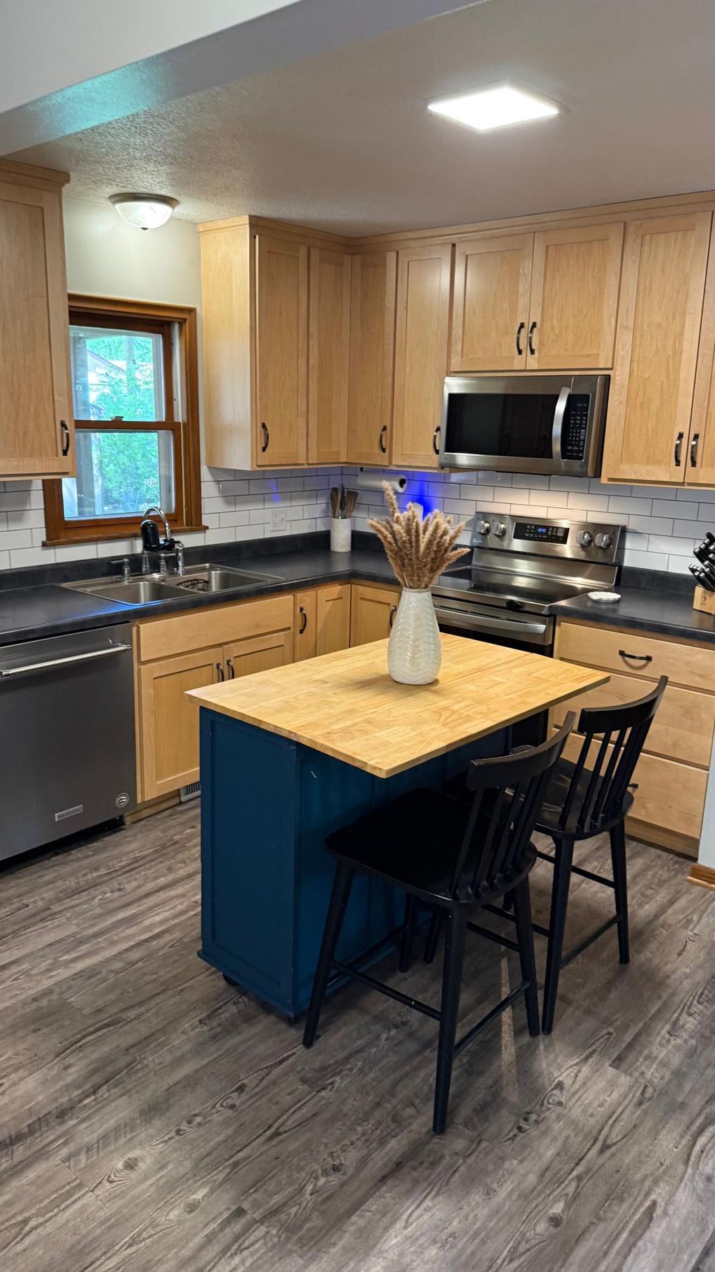 Photo of 2851 Dellwood Street, Roseville, MN 55113 (MLS # 7078384)