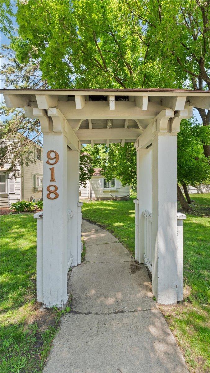918 Trott Avenue SW