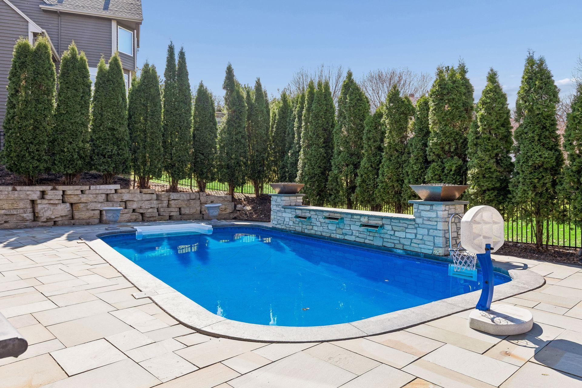 3820 Hunters Overlook Lane
