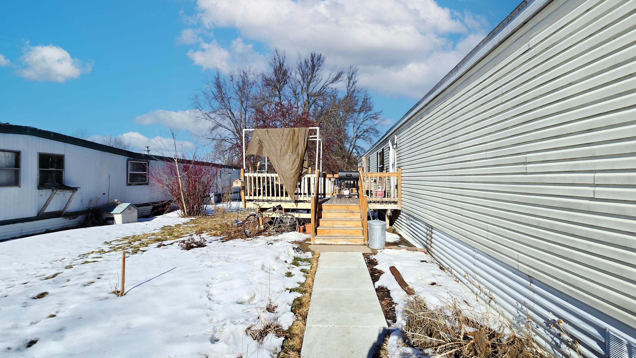 5850 177th Street West